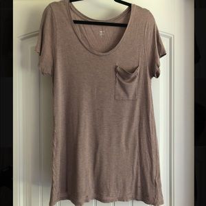Casual scoop neck tee